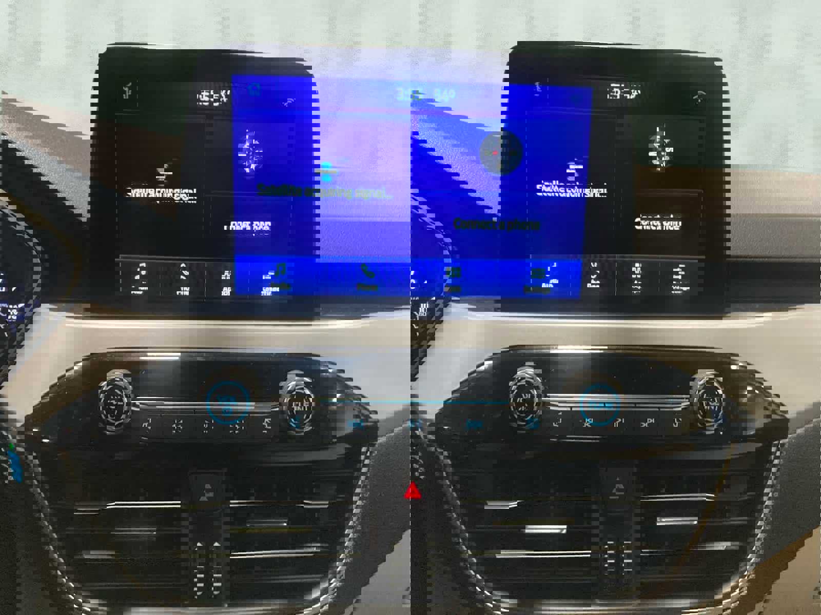 Used 2021 Ford Escape SE w/ SE Sport Appearance Package image 22