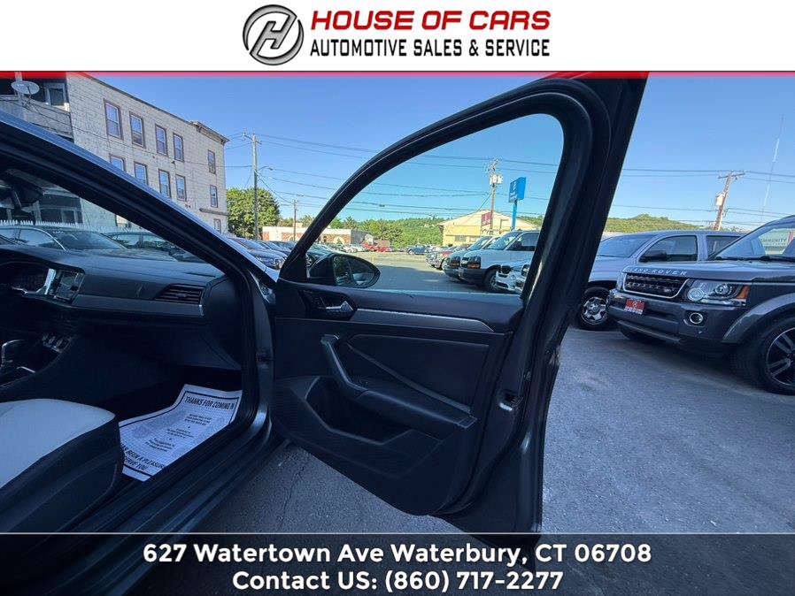 Used 2019 Volkswagen Jetta R-Line FWD image 29