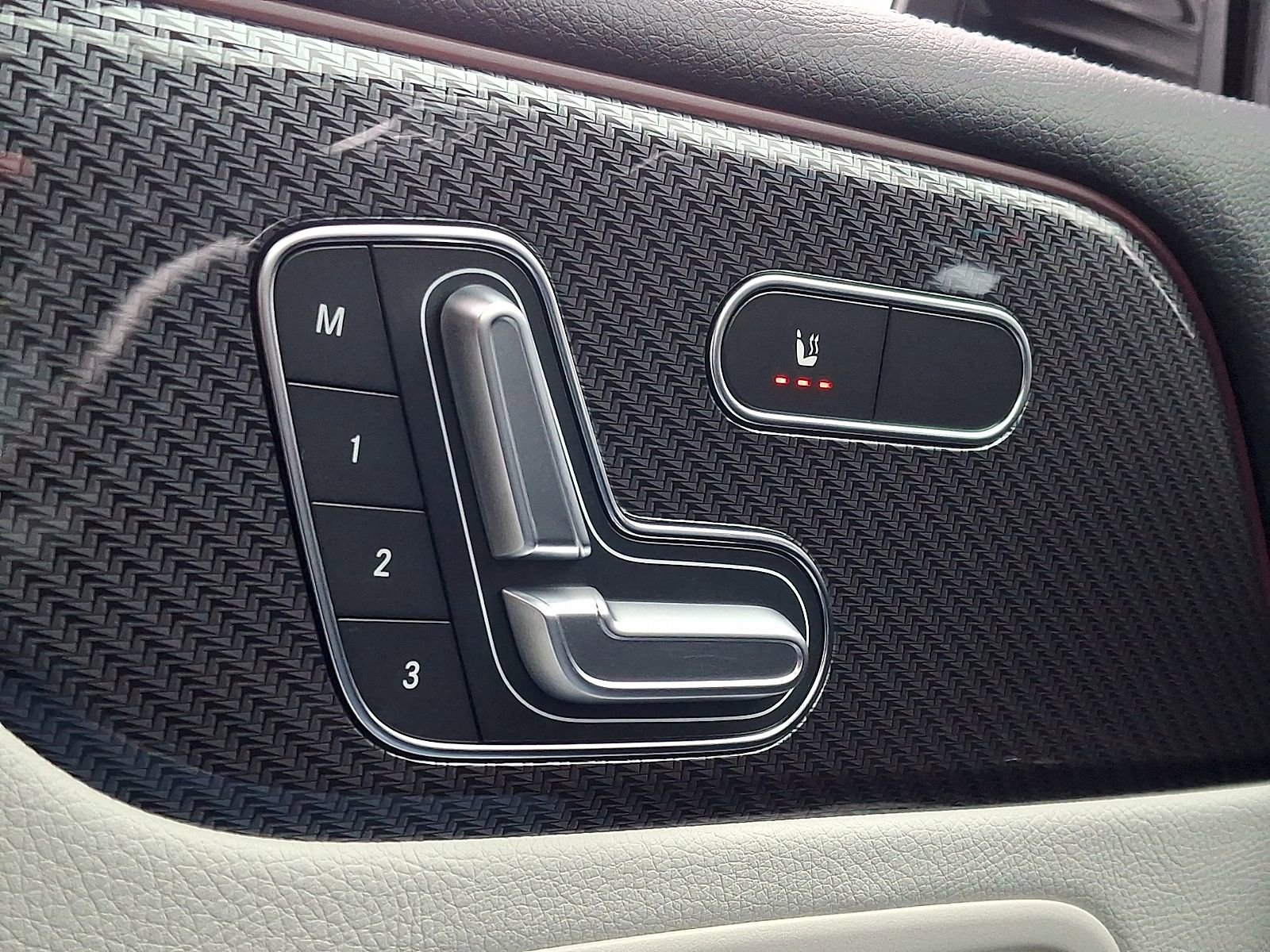 Certified 2023 Mercedes-Benz GLB 250 GLB 250 image 26