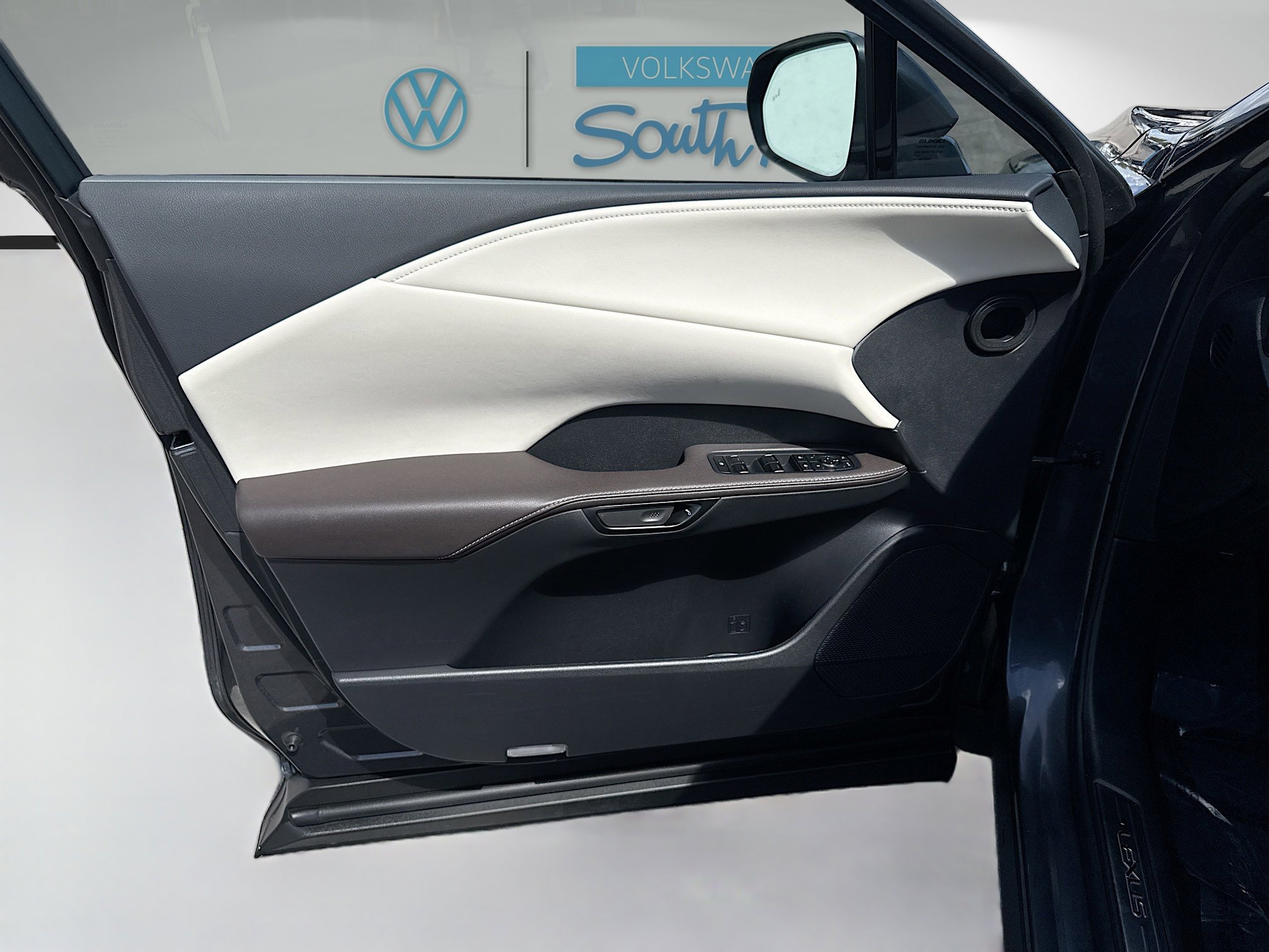 Used 2024 Lexus RX 350 FWD w/ Accessory Package (K3) image 20