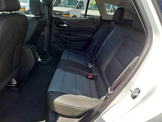 New 2026 Chevrolet Trax LT w/ Midnight Edition FWD image 24