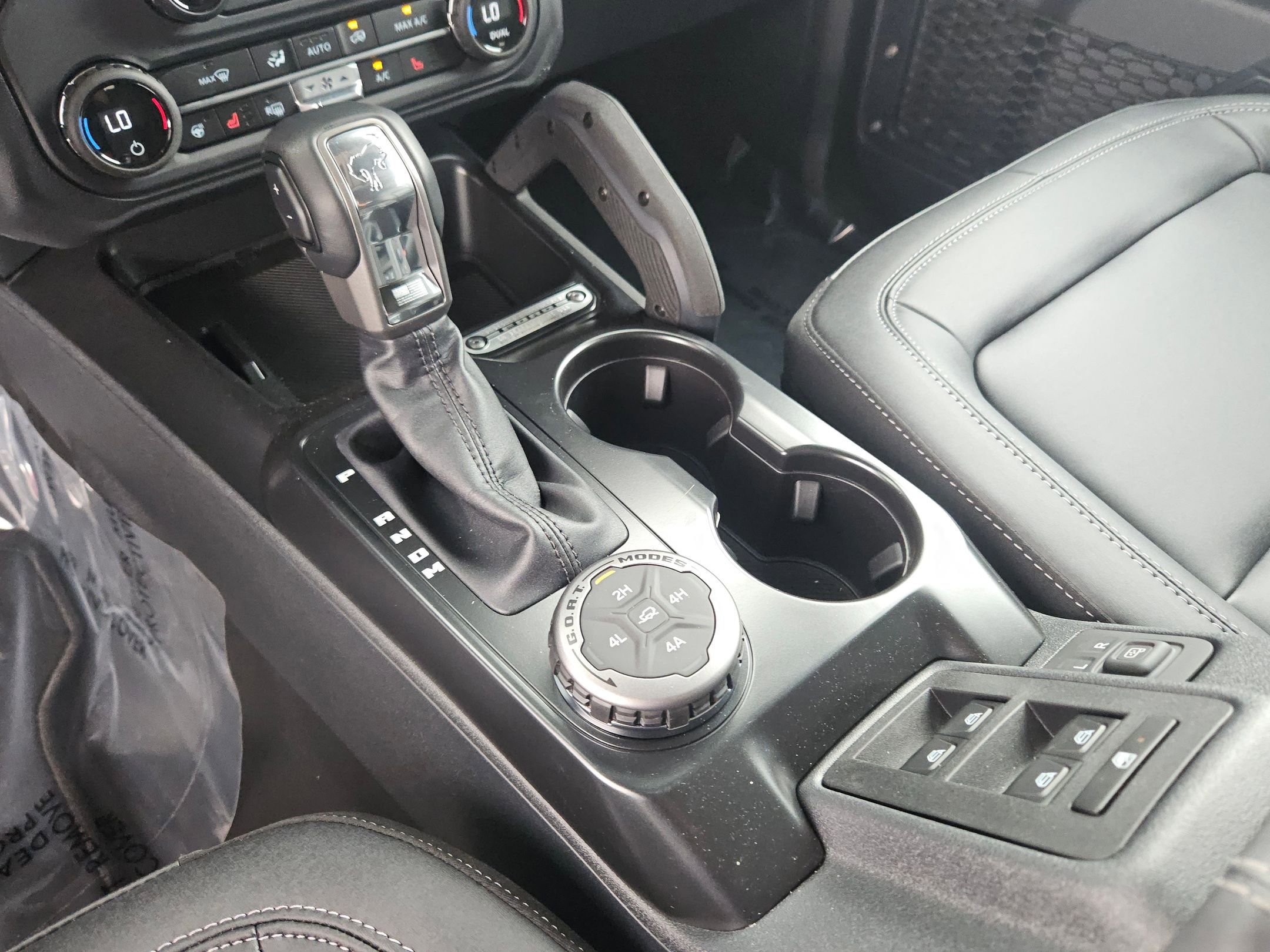 New 2025 Ford Bronco Badlands image 10