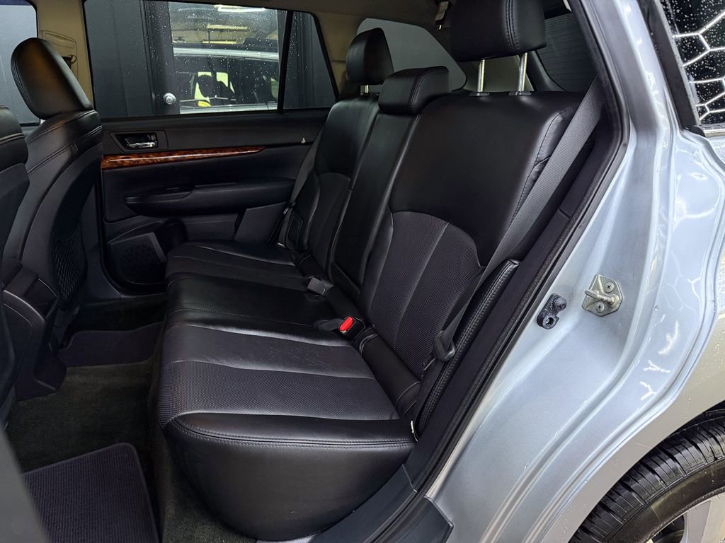 Used 2012 Subaru Outback 3.6R Limited image 20