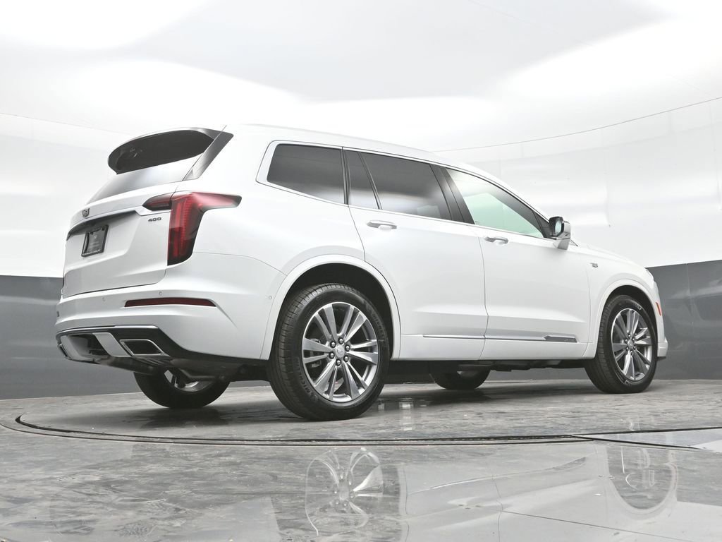 Certified 2025 Cadillac XT6 Premium Luxury w/ Platinum Package AWD/4WD image 29