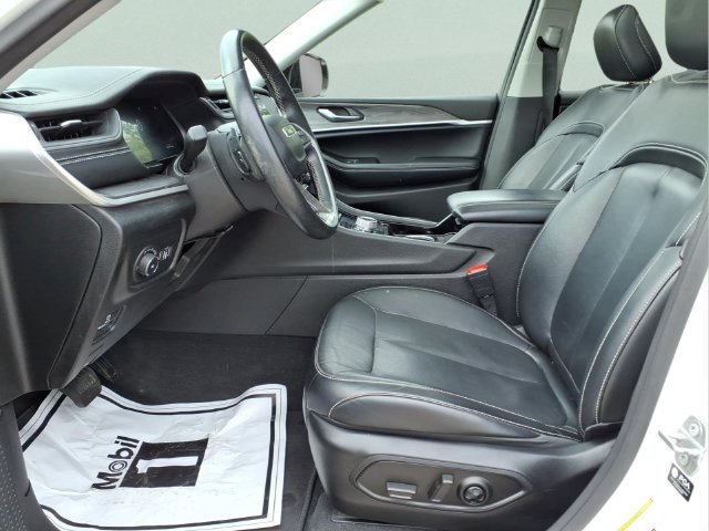 Used 2021 Jeep Grand Cherokee L Limited AWD/4WD image 19