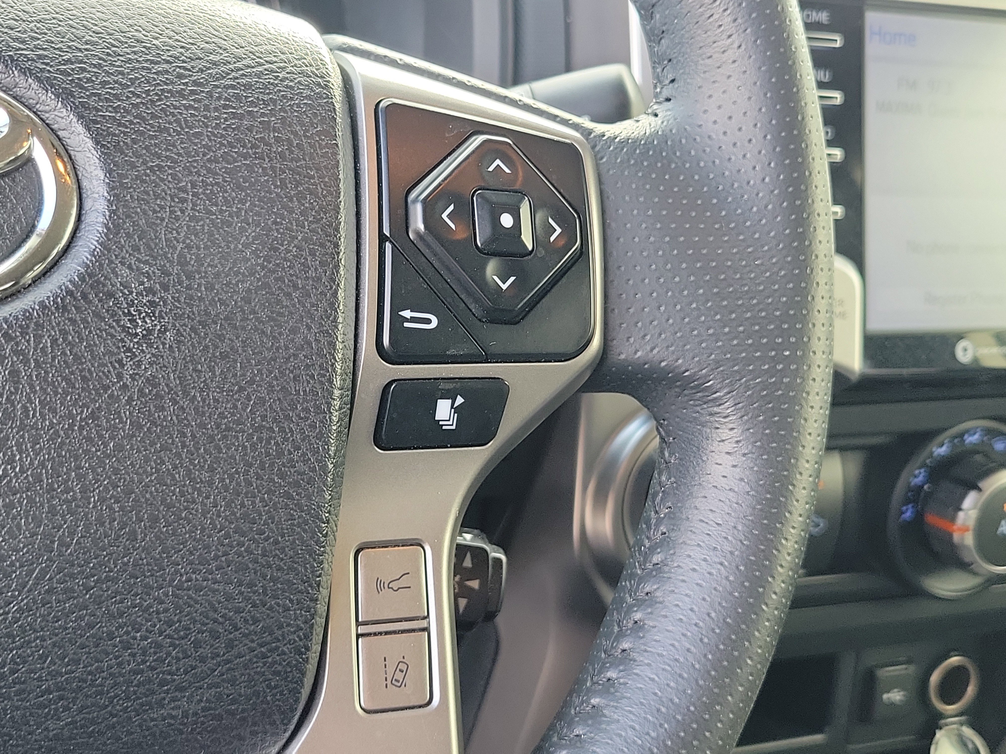 Used 2024 Toyota 4Runner SR5 RWD image 29