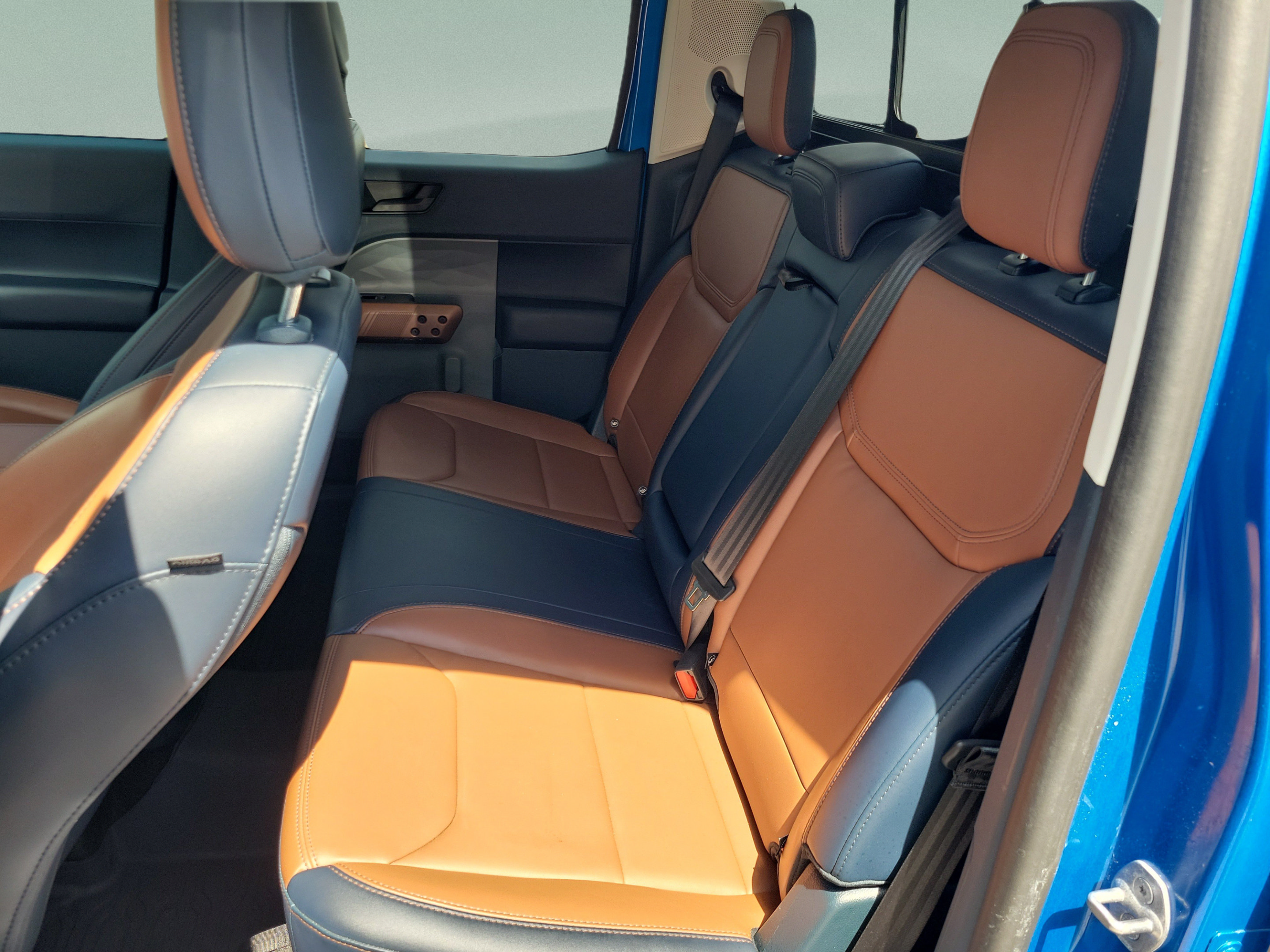 Used 2022 Ford Maverick Lariat w/ Lariat Luxury Package FWD image 13