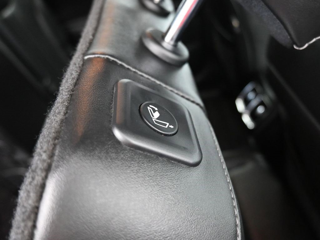 Used 2022 Kia Sorento S image 46