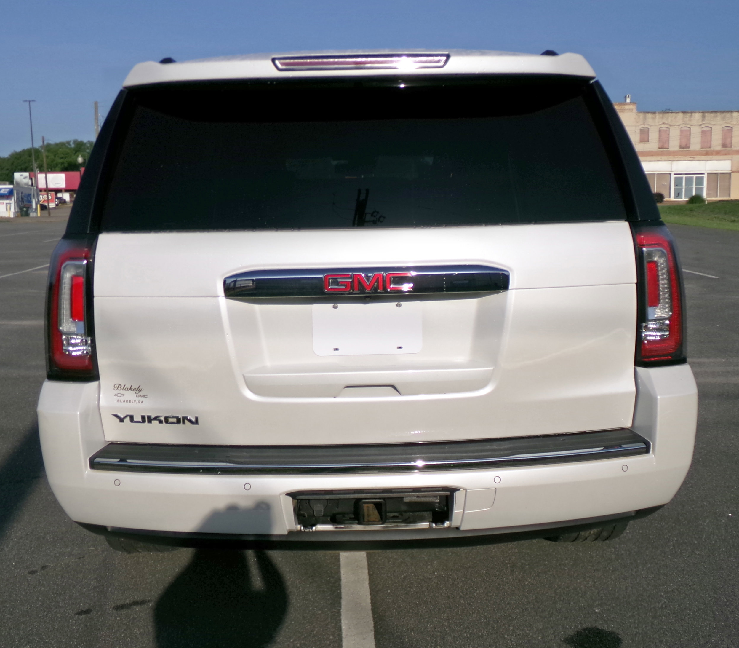 Used 2017 GMC Yukon Denali w/ Open Road Package AWD/4WD image 5