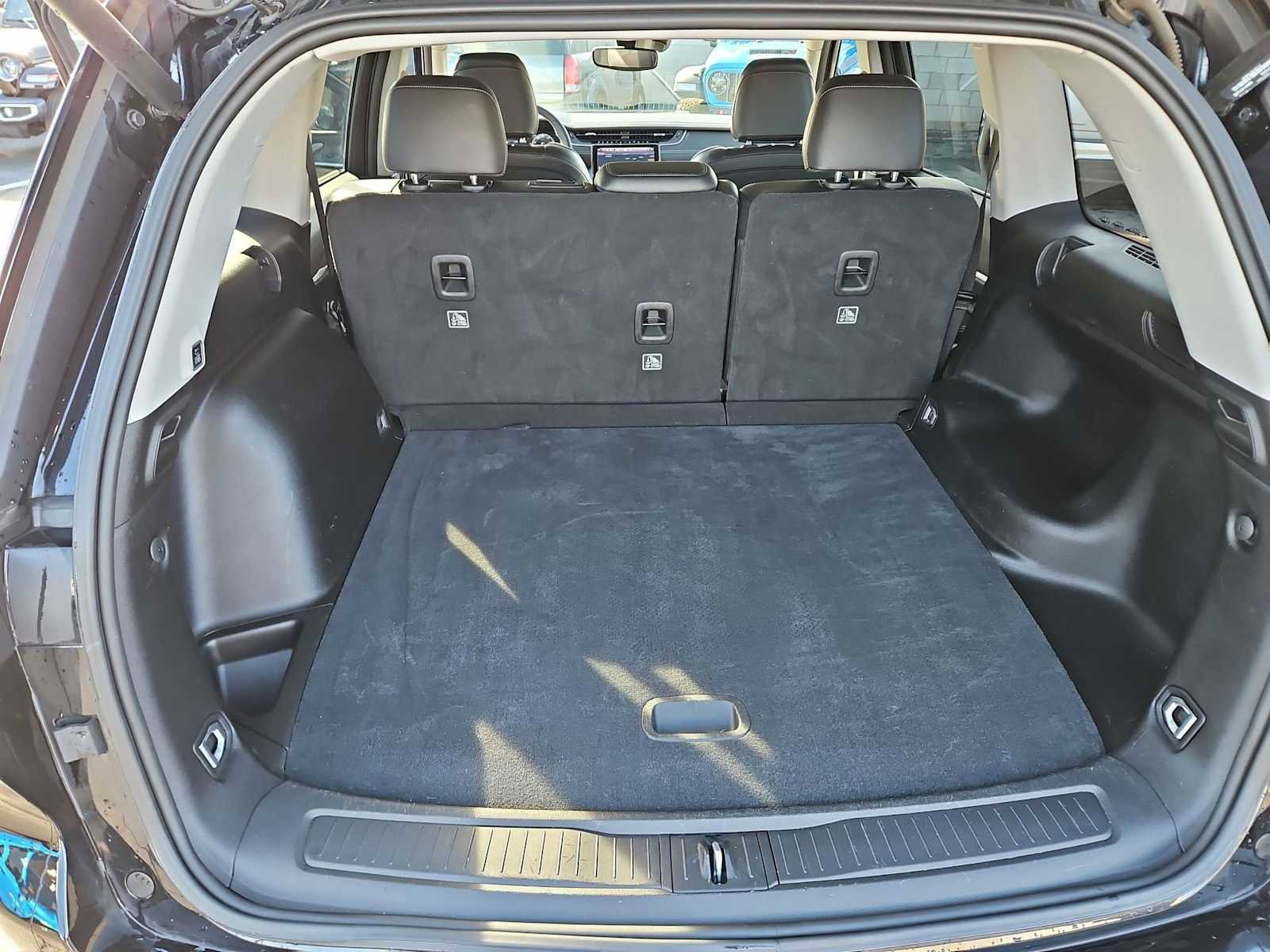 Used 2023 Jeep Grand Cherokee Limited image 33