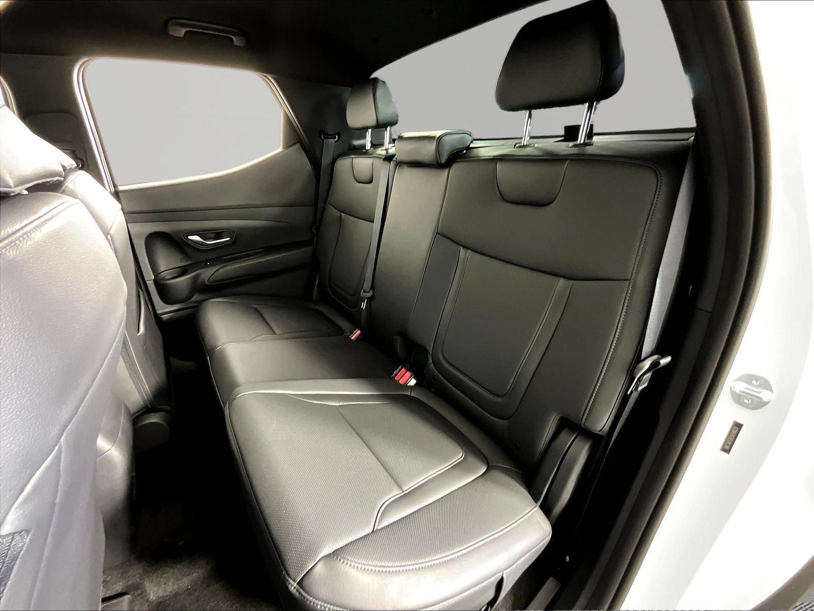 New 2027 Hyundai Santa Cruz SE AWD/4WD image 17