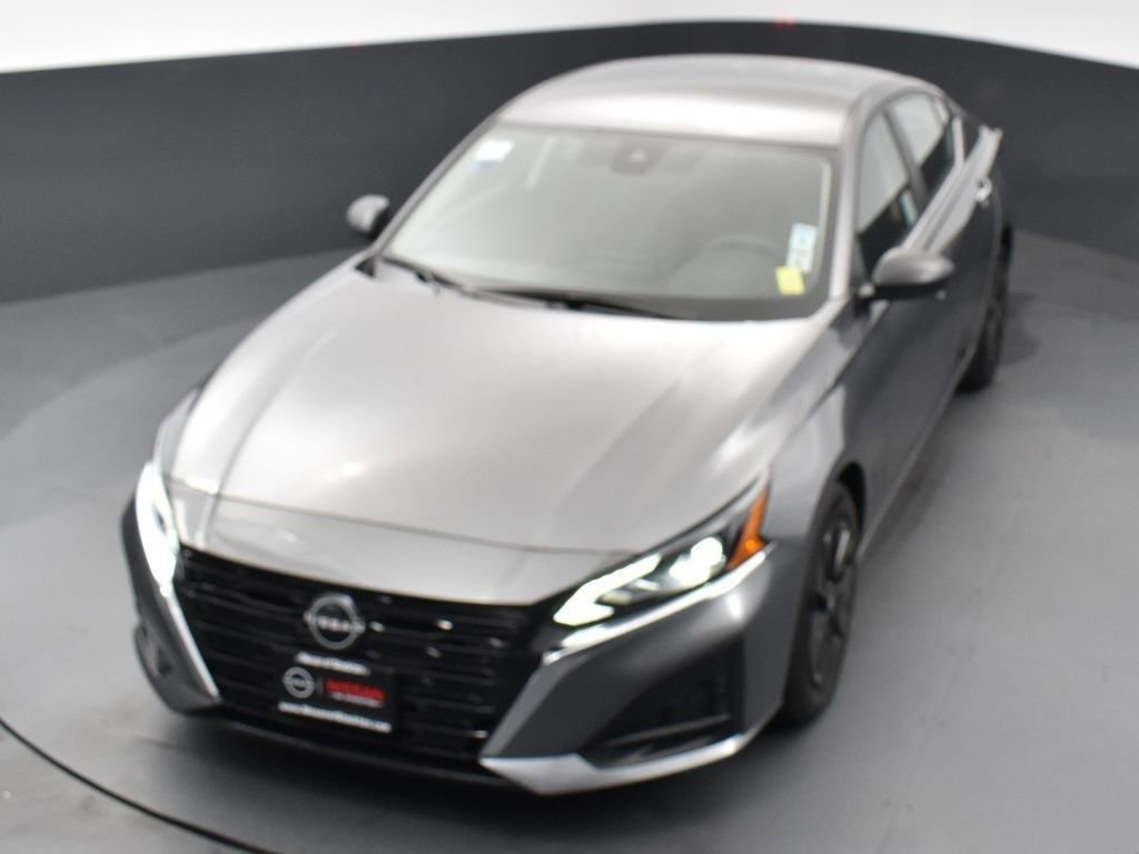 Used 2024 Nissan Altima 2.5 S image 45