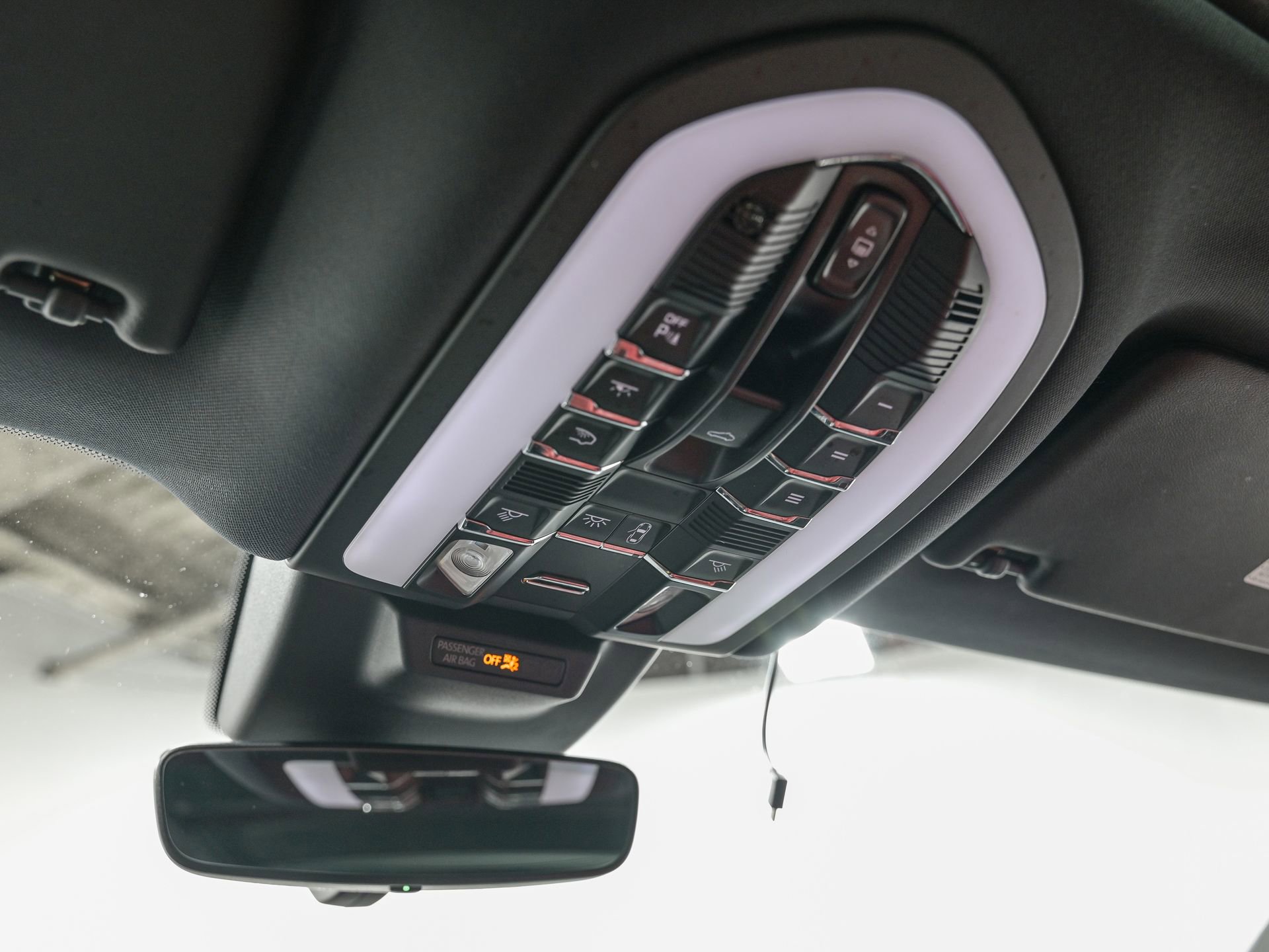 Used 2020 Porsche Macan S image 24