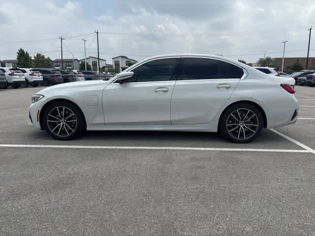 Used 2021 BMW 330e w/ Convenience Package RWD video 2