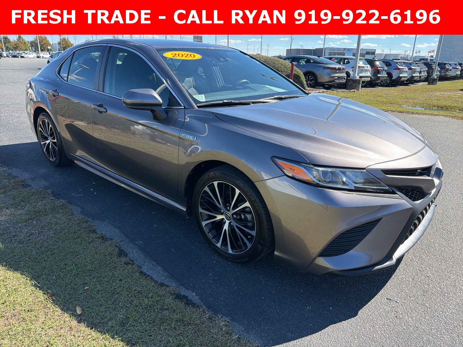 Used 2020 Toyota Camry SE