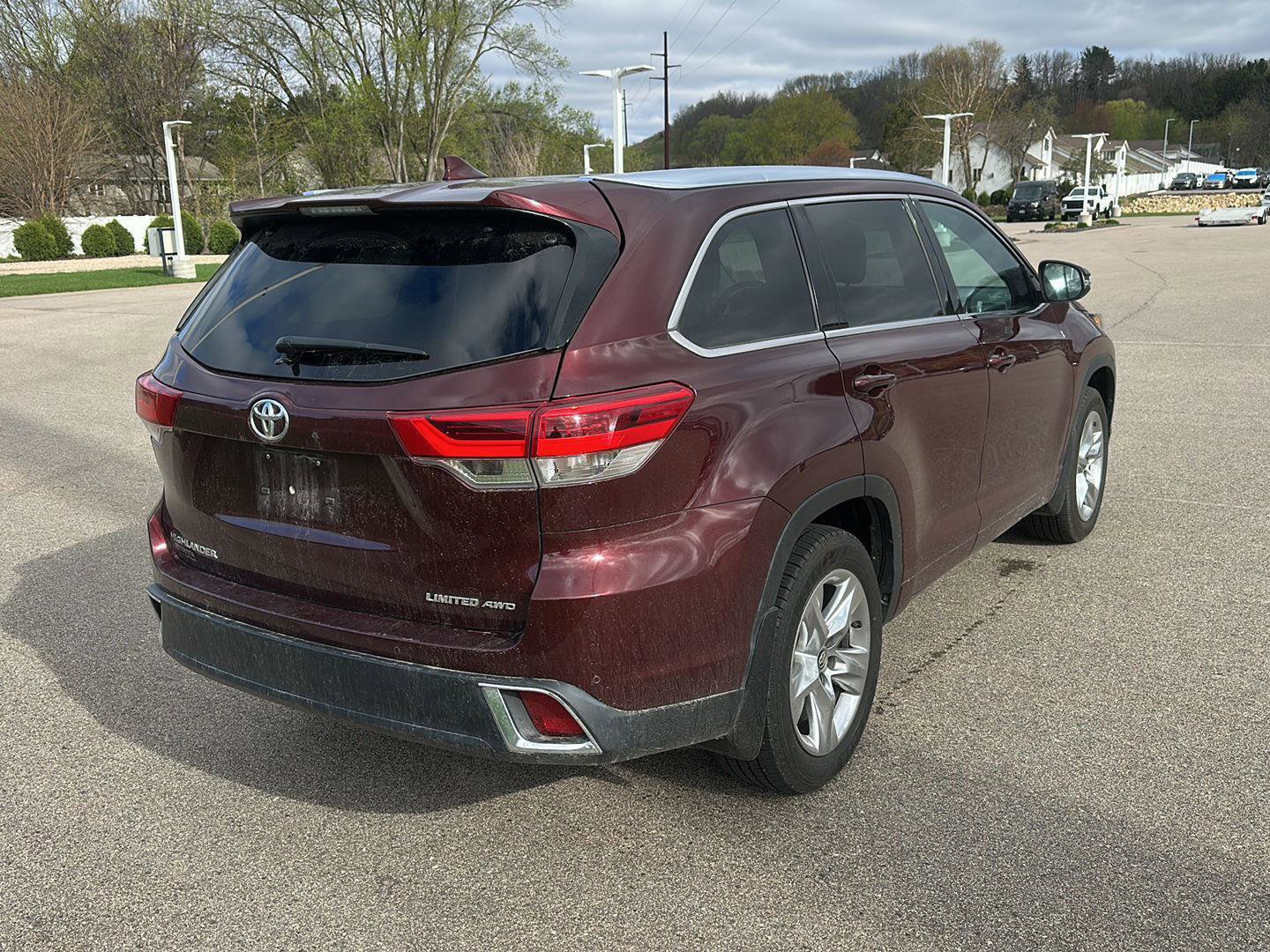Used 2019 Toyota Highlander Limited image 3