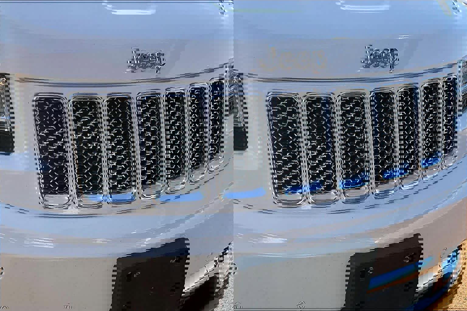 Used 2014 Jeep Grand Cherokee Summit image 28