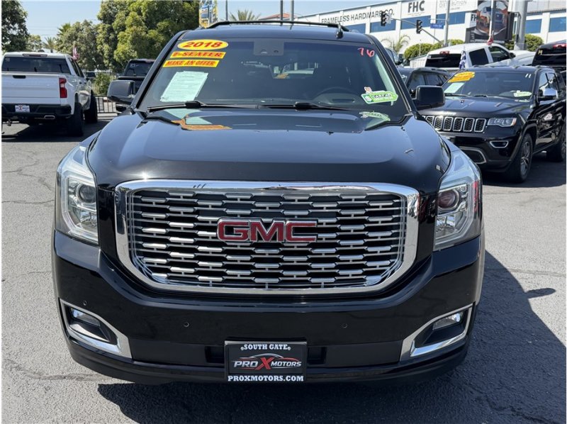 Used 2018 GMC Yukon XL Denali w/ Denali Ultimate Package image 2