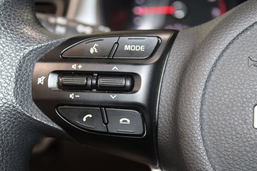 Used 2023 Kia Rio S image 23