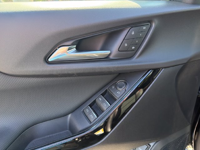 New 2027 Chevrolet Equinox RS w/ Safety and Technology Package AWD/4WD image 24