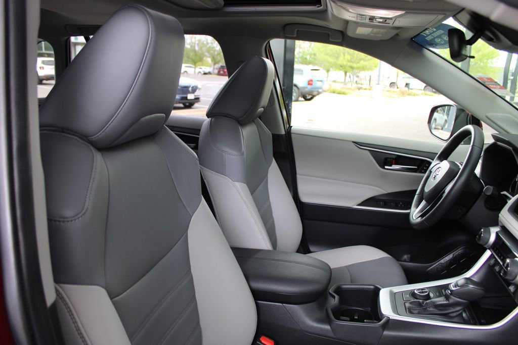 Used 2023 Toyota RAV4 XLE Premium AWD/4WD image 46