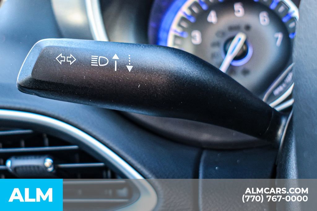 Used 2023 Chrysler Pacifica Touring-L image 35