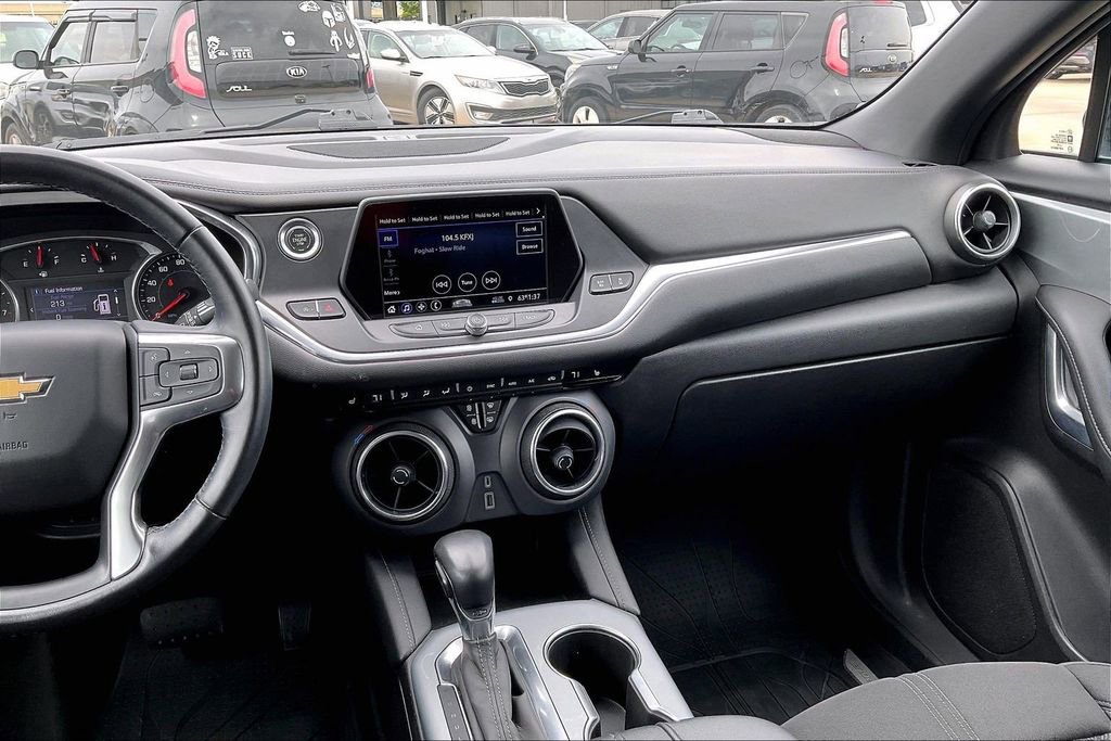 Used 2020 Chevrolet Blazer LT FWD image 6