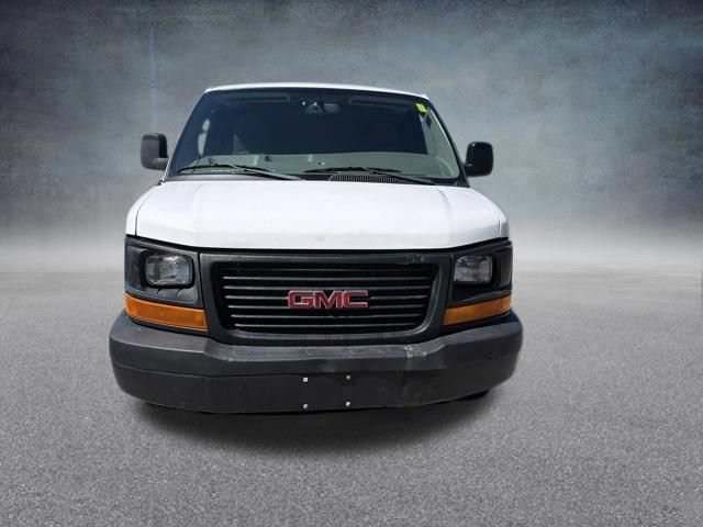Used 2015 GMC Savana 3500 RWD image 3