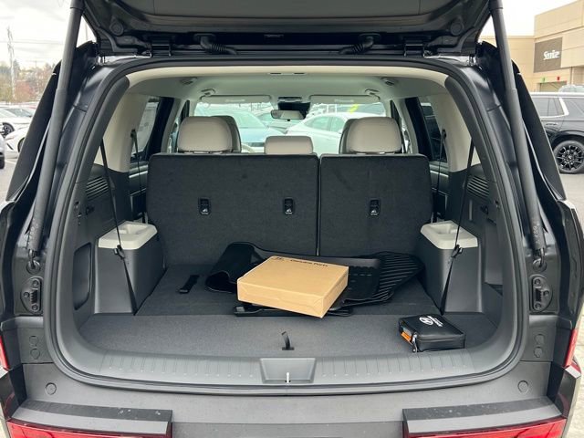 New 2026 Hyundai Santa Fe SE image 11