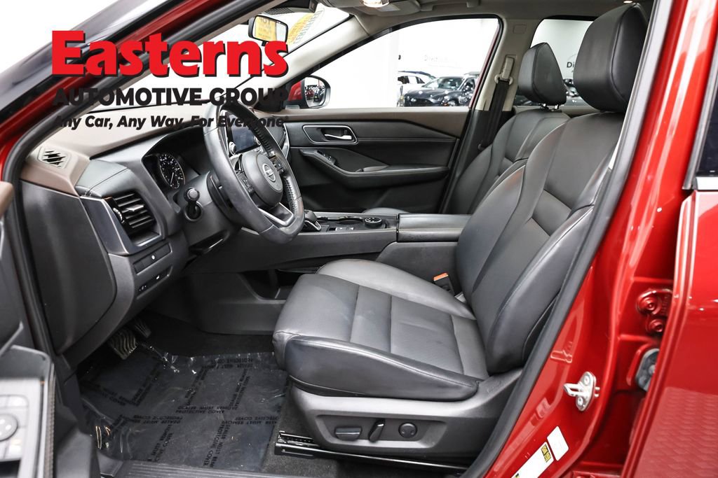 Used 2021 Nissan Rogue SV w/ Premium Package AWD/4WD image 14