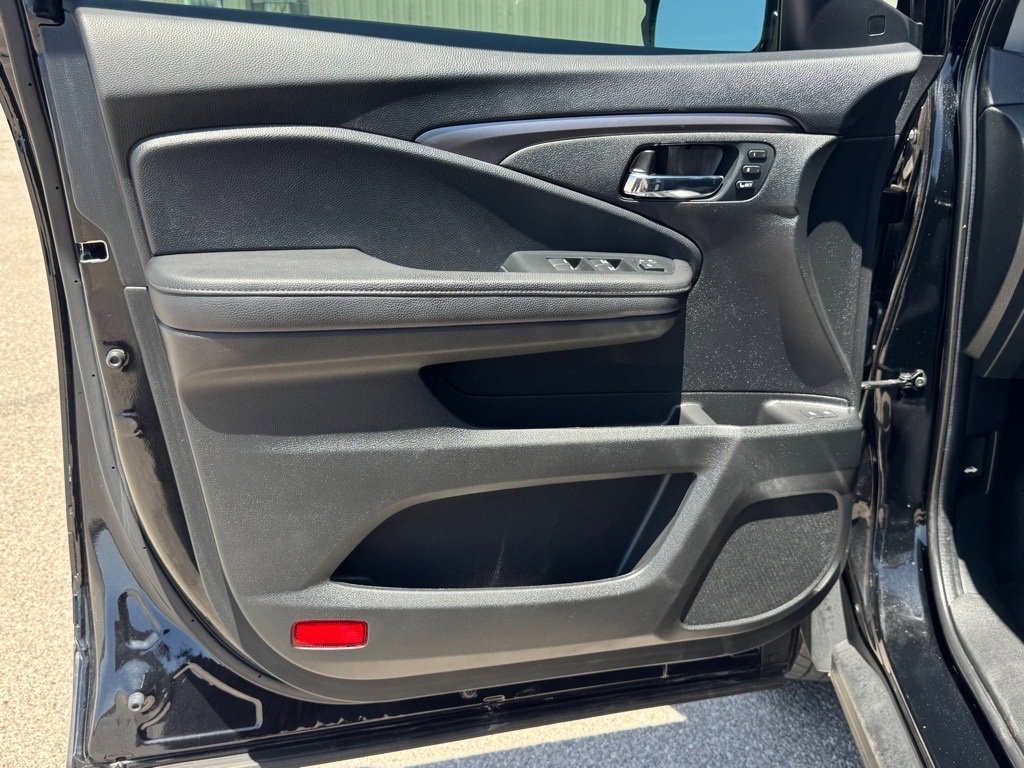 Used 2022 Honda Pilot Special Edition image 23