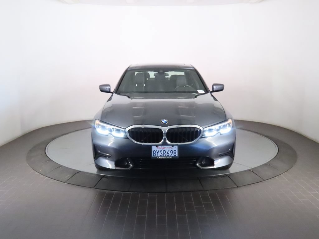 Used 2022 BMW 330i Sedan w/ Driving Assistance Package RWD image 10