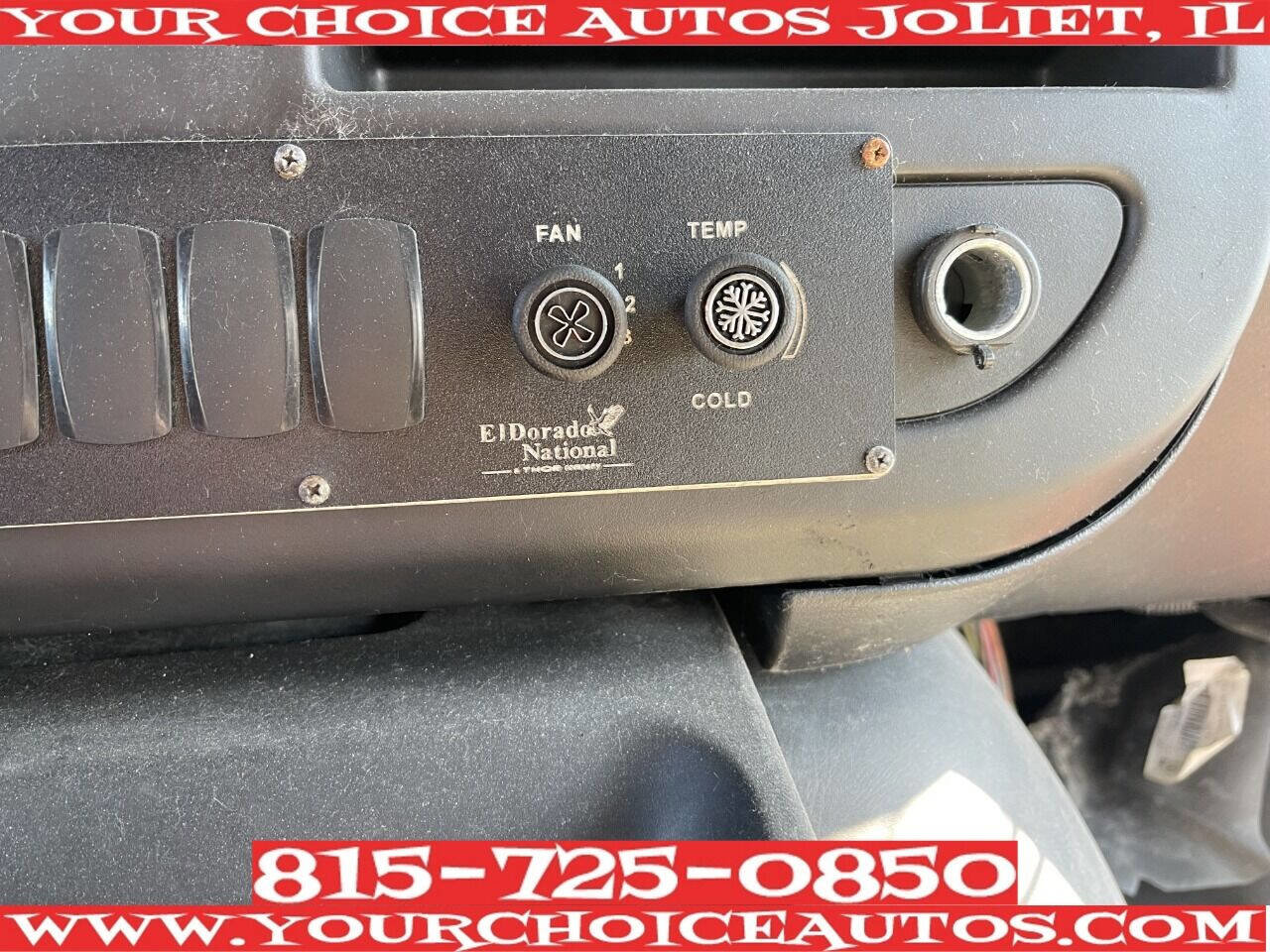 Used 2014 Chevrolet Express 4500 Extended w/ Shuttle Bus Package RWD image 37