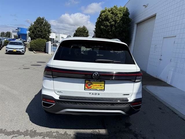 New 2025 Volkswagen Taos SEL image 5