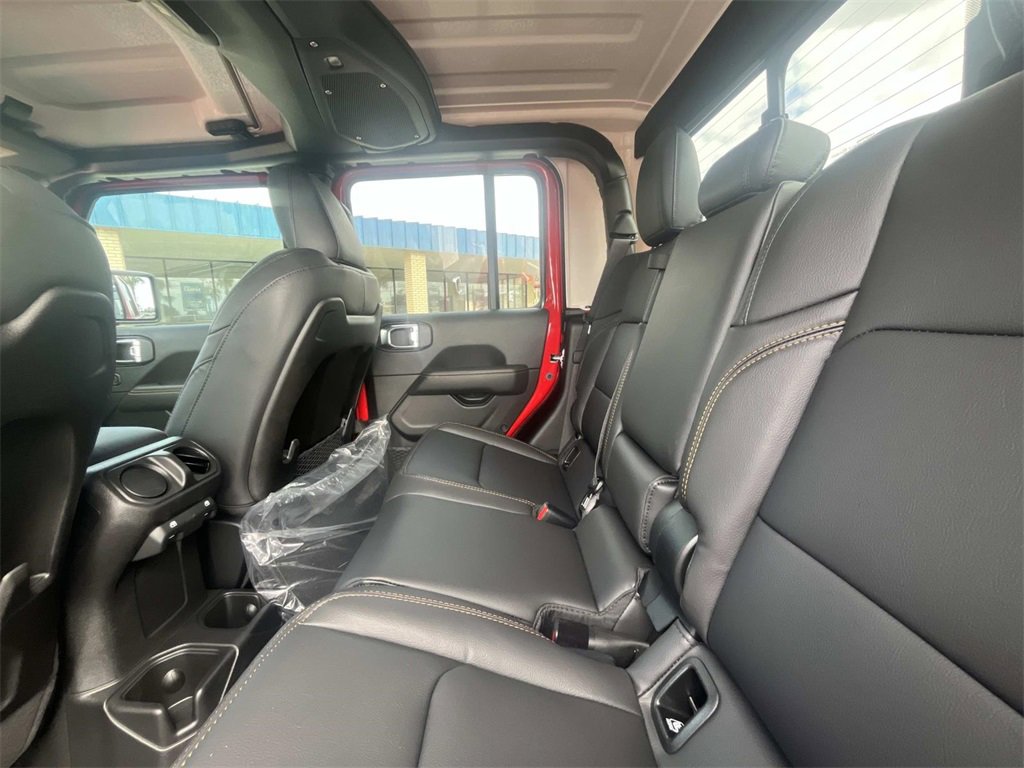 New 2025 Jeep Gladiator Sport image 11