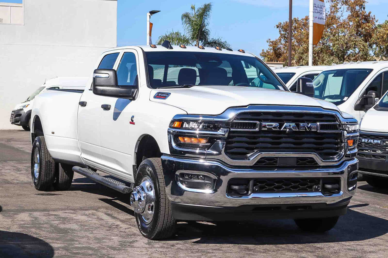 New 2027 RAM 3500 Tradesman AWD/4WD image 3