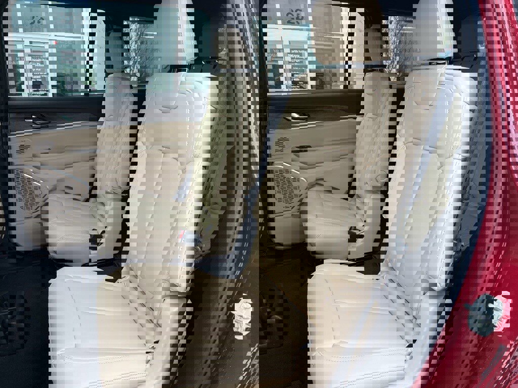 New 2026 Jeep Grand Cherokee L Limited image 16