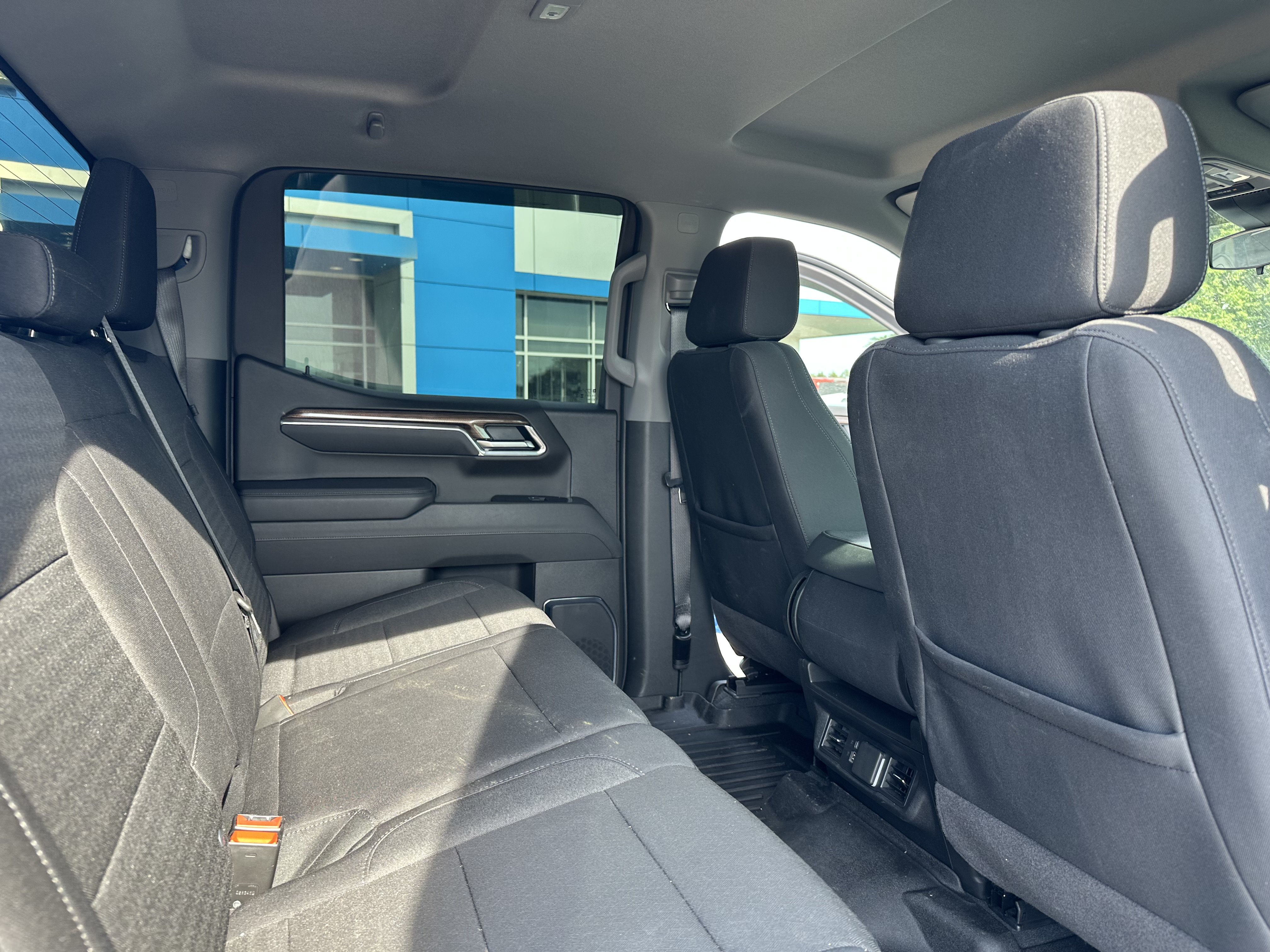 Used 2025 Chevrolet Silverado 1500 RST AWD/4WD image 32
