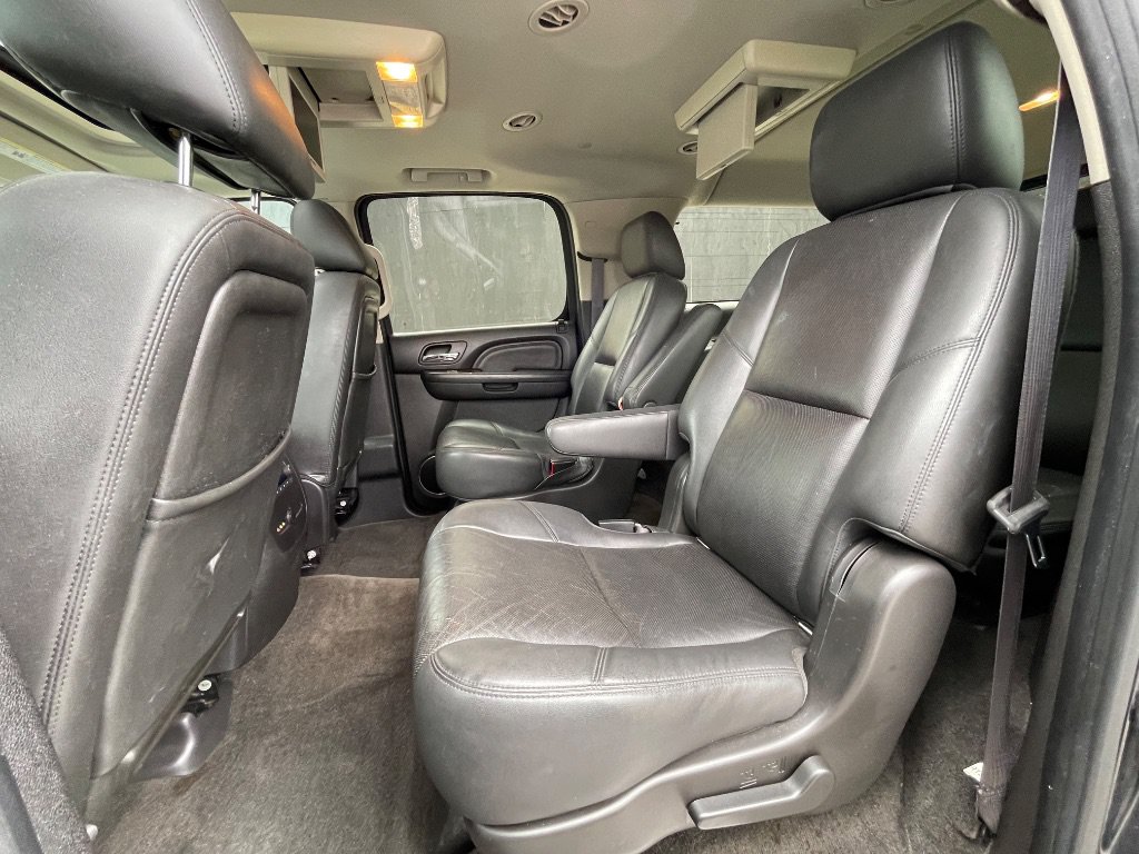 Used 2012 GMC Yukon XL Denali RWD image 38
