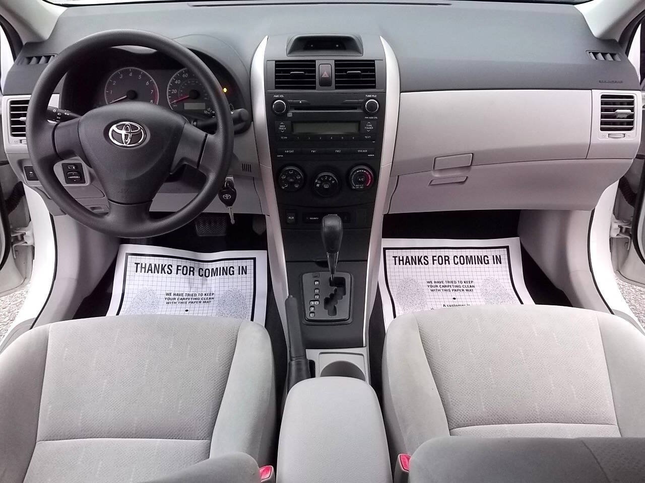 Used 2013 Toyota Corolla L FWD image 15