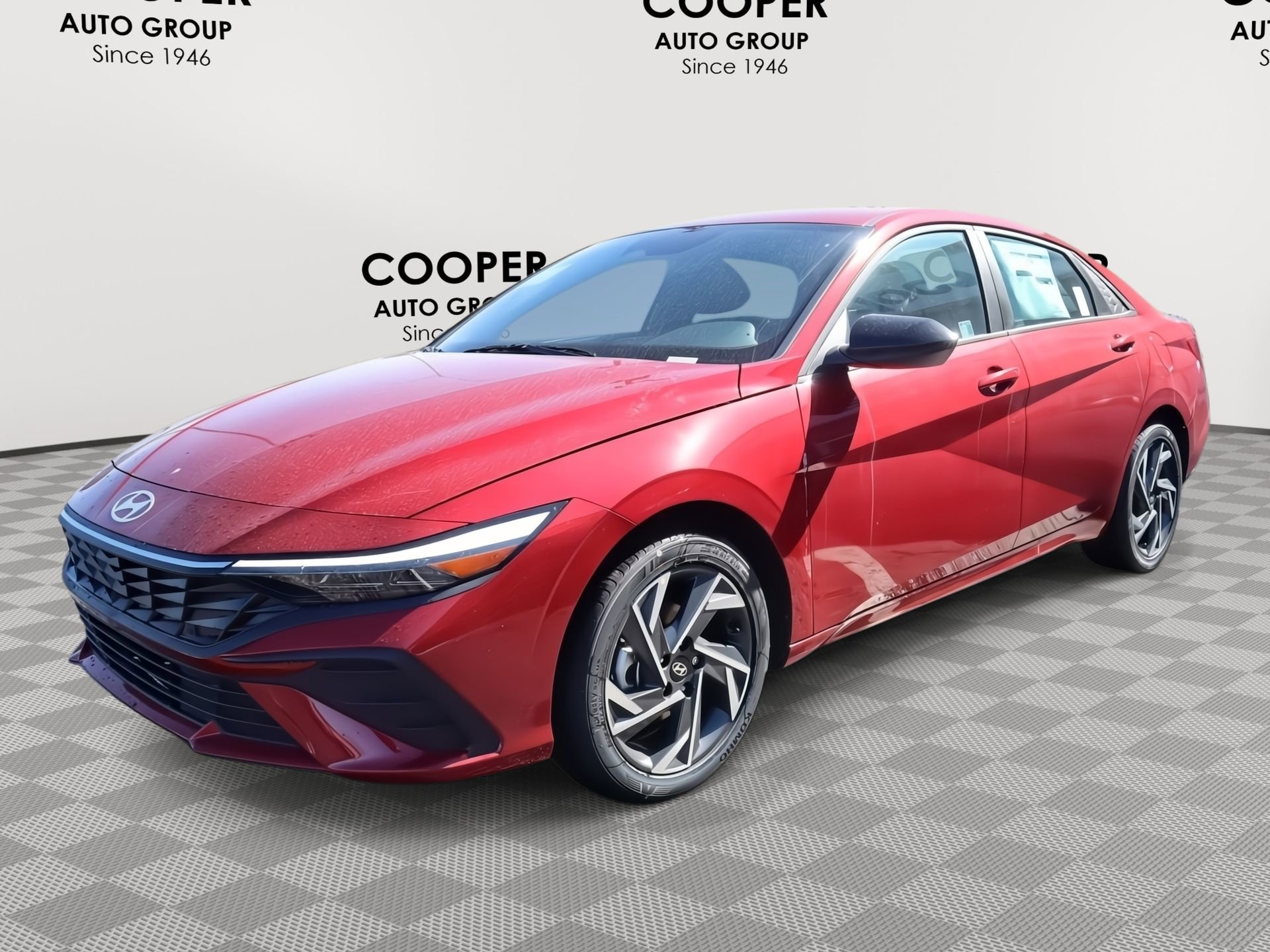 New 2025 Hyundai Elantra Sport image 3