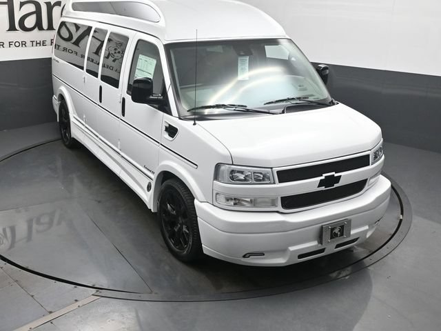 New 2026 Chevrolet Express 2500 Extended w/ Driver Convenience Package RWD image 34