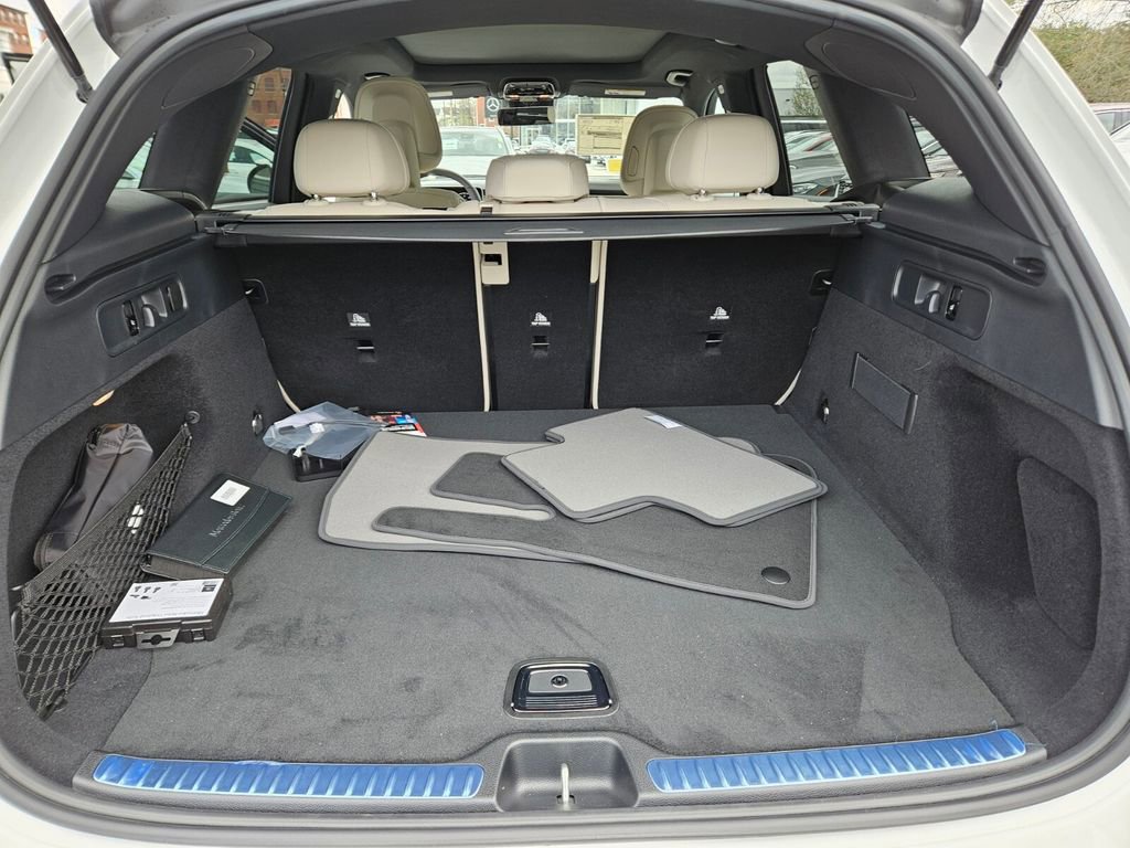 New 2026 Mercedes-Benz GLC 300 4MATIC image 26