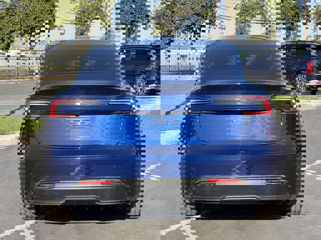 Used 2025 Tesla Model 3 Long Range image 5