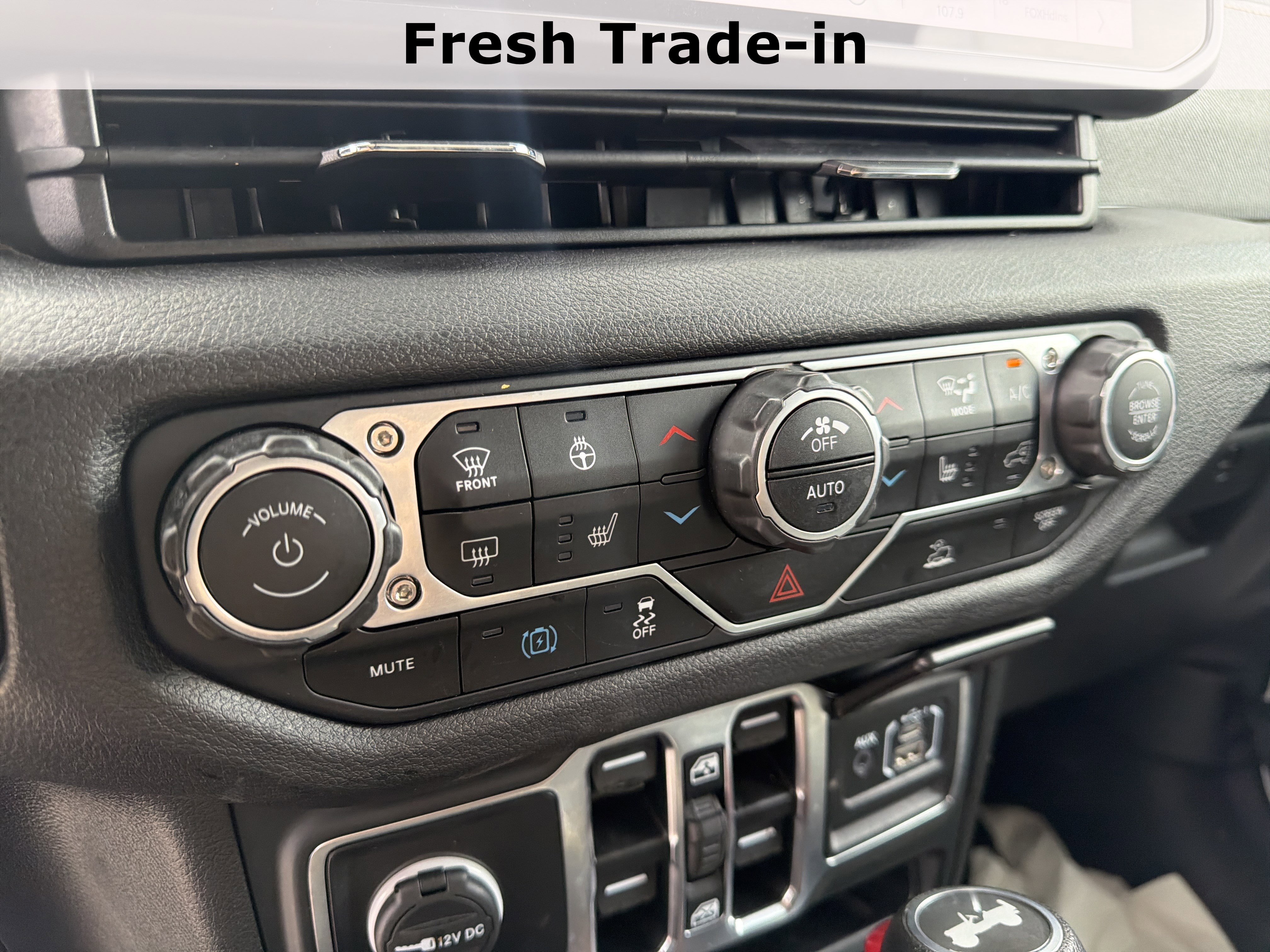 Used 2024 Jeep Wrangler Sport S w/ Convenience Group image 19