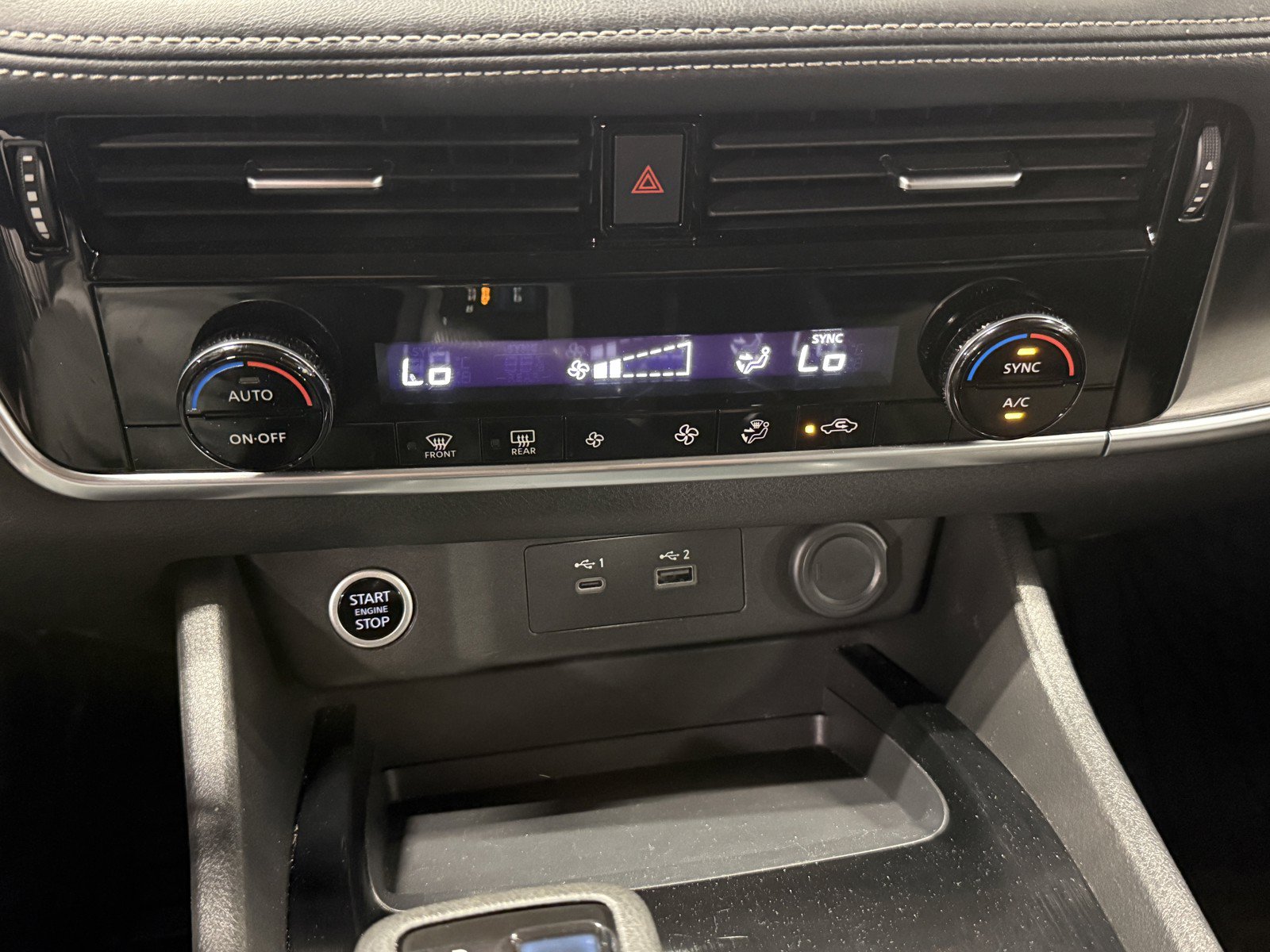 Used 2022 Nissan Rogue SV AWD/4WD image 13