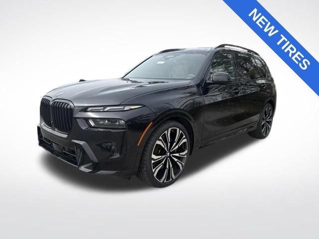 Used 2023 BMW X7 xDrive40i w/ M Sport Package AWD/4WD image 8