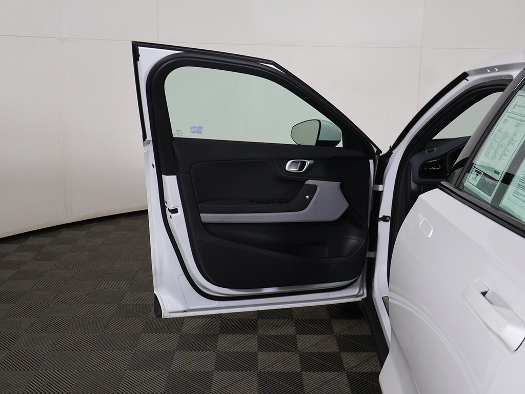 Used 2024 Polestar Polestar 2 AWD/4WD image 23