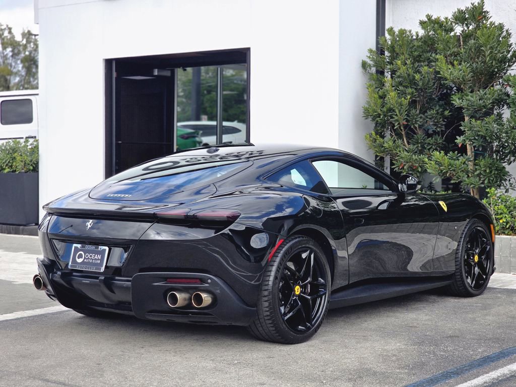 Used 2024 Ferrari Roma image 4