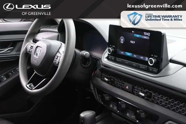 Used 2023 Honda Accord EX image 24